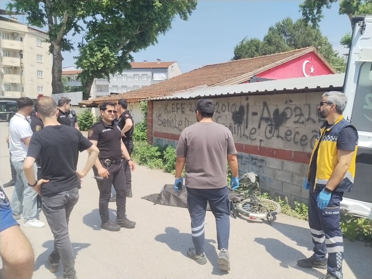 İnegöl’de Acı Olay: Bisikletinden Düşen Yaşlı Adam Hayatını Kaybetti