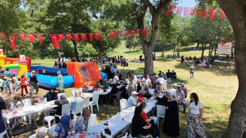 Kestel’de Aydoğdu Bey ve Şehitleri Anma Programına Yoğun Katılım