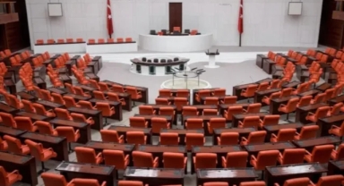 TBMM’de Sandalye Dağılımı Değişti: AK Parti 277 Milletvekiline Ulaştı 