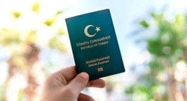 Yeşil pasaportla vizesiz seyahat bitiyor mu? İletişim Başkanlığı iddialara yanıt verdi 
