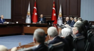 AK Parti MYK Bugün Toplanıyor! Gündemde Kritik Başlıklar Var