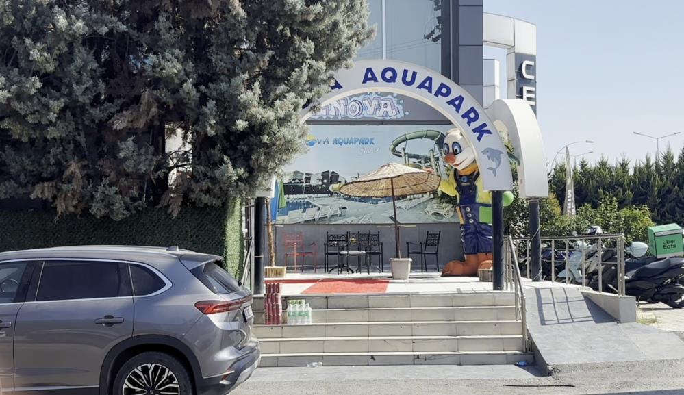 Bursa'da Aquaparkta Feci Kaza! 16 Yaşındaki Görevli 10 Metreden Düştü