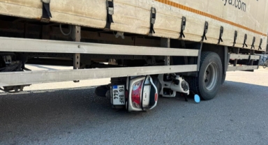 Bursa'da Kamyonetin Altında Kalan Motosiklet Sürücüsünden Acı Haber