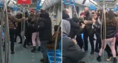 Bursa'da Metro İstasyonunda Tekmeli Yumruklu Kavga 