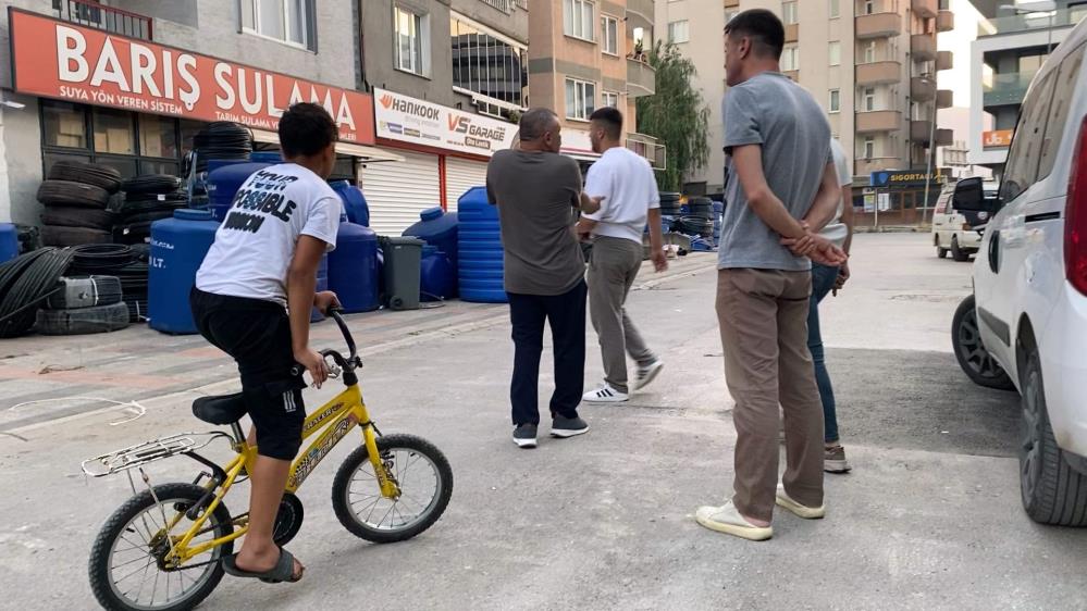 Bursa İnegöl’de silahlı kavga: Sokak ortasında kurşun yağdı, 1 yaralı 