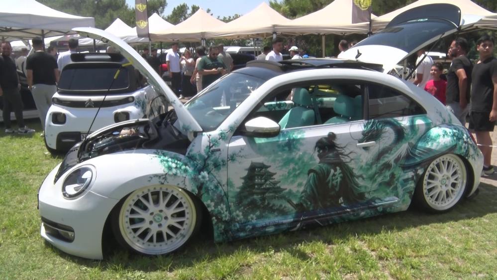 Bursa Tuning Fest'te Kaplumbağalı Otomobil Şaşırttı