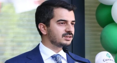 Çankaya Belediye Başkanı Hüseyin Can Güner'in NATO Zirvesi Sırasındaki Tatili Tartışma Yarattı