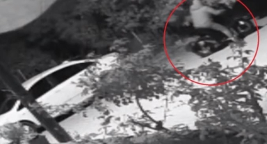 İznik'te Park Halindeki Otomobil Kundaklandı! O Anlar Kamerada 