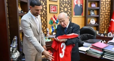 Merih Demiral'dan Devlet Bahçeli'ye ziyaret