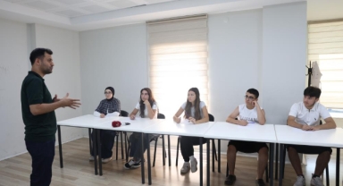 Osmangazi Belediyesi'nden LGS Adaylarına Tam Destek! Ücretsiz Kurslar Tercih Döneminde de Sürüyor