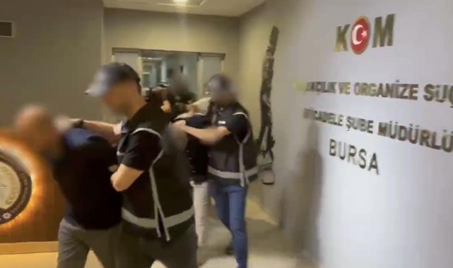 Tefecilik Operasyonu! 7 Şüpheli Gözaltına Alındı, Para ve Silah Ele Geçirildi