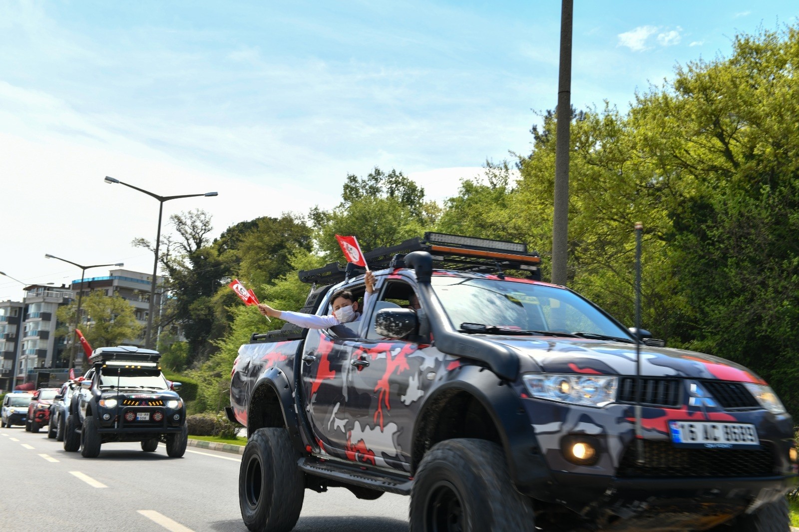 23 Nisana Özel 4X4Lük Kutlama