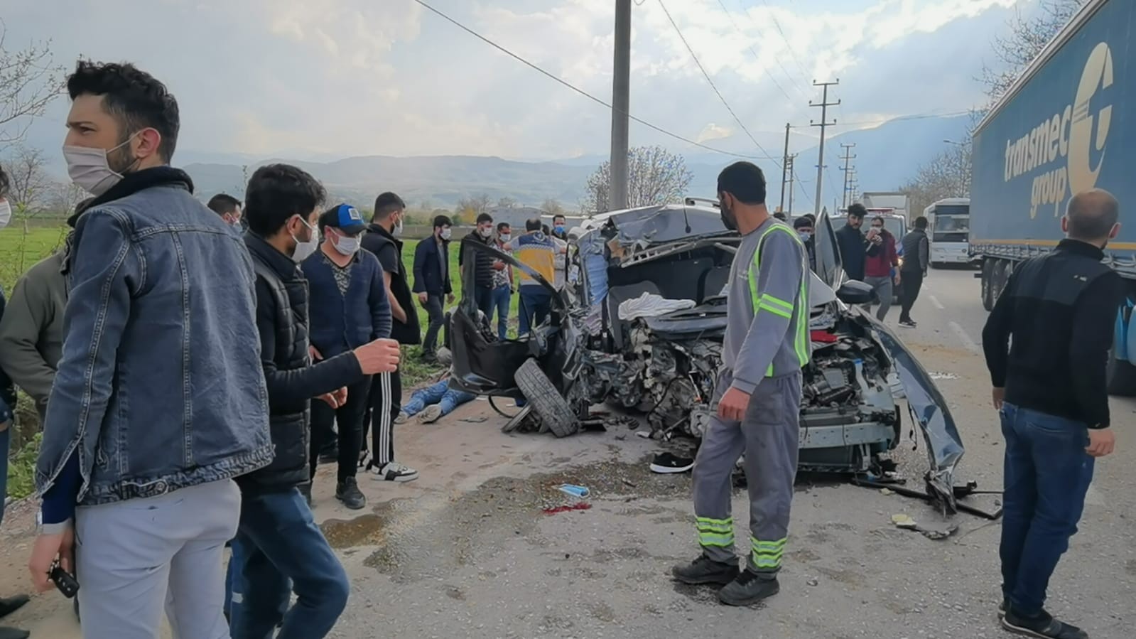 4 Kişinin Yaralandığı Kaza Güvenlik Kamerasında