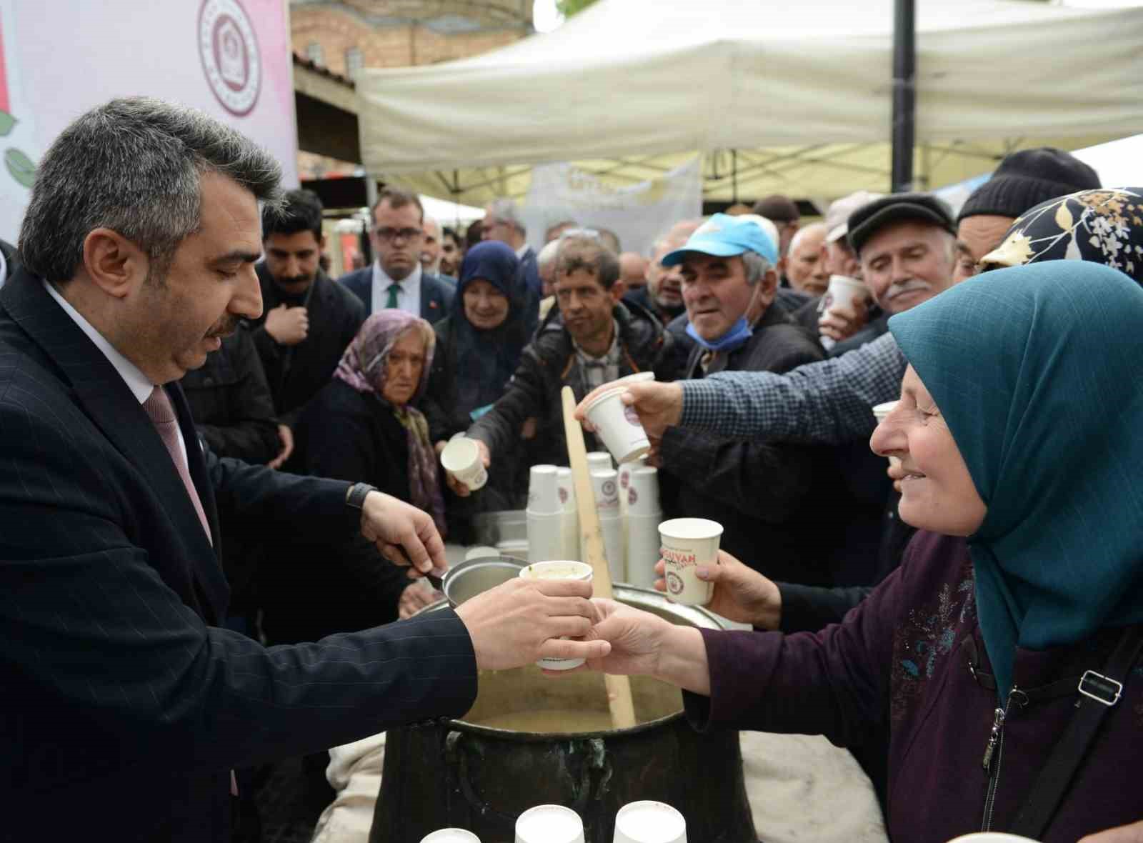 600 Yıllık Erguvan Bayramı Geleneği Yıldırımda Yaşatılıyor