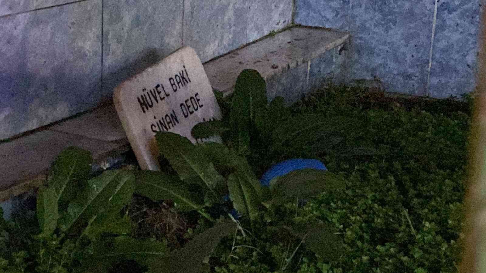 600 Yıllık Türbenin Bitişiğindeki Evde Yangın