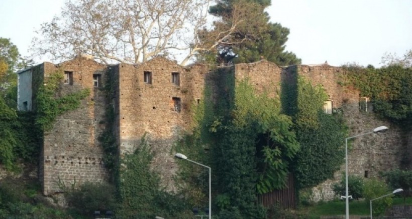700 Yıllık Kale Miras Kaldı