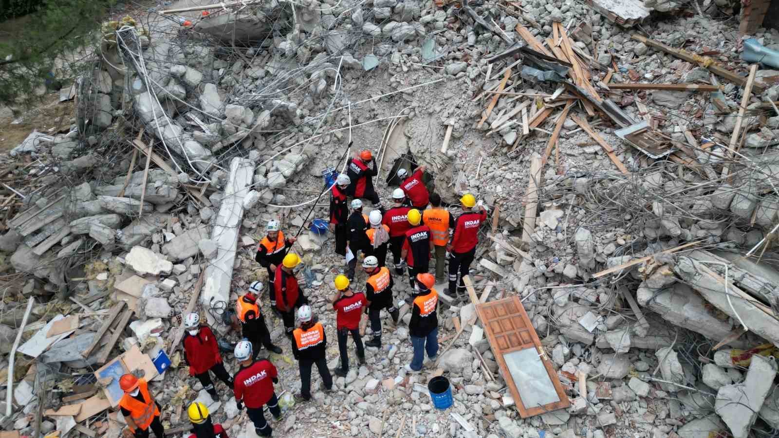 Bursa'da 7.2 Büyüklüğündeki Depremi Canlandırdılar