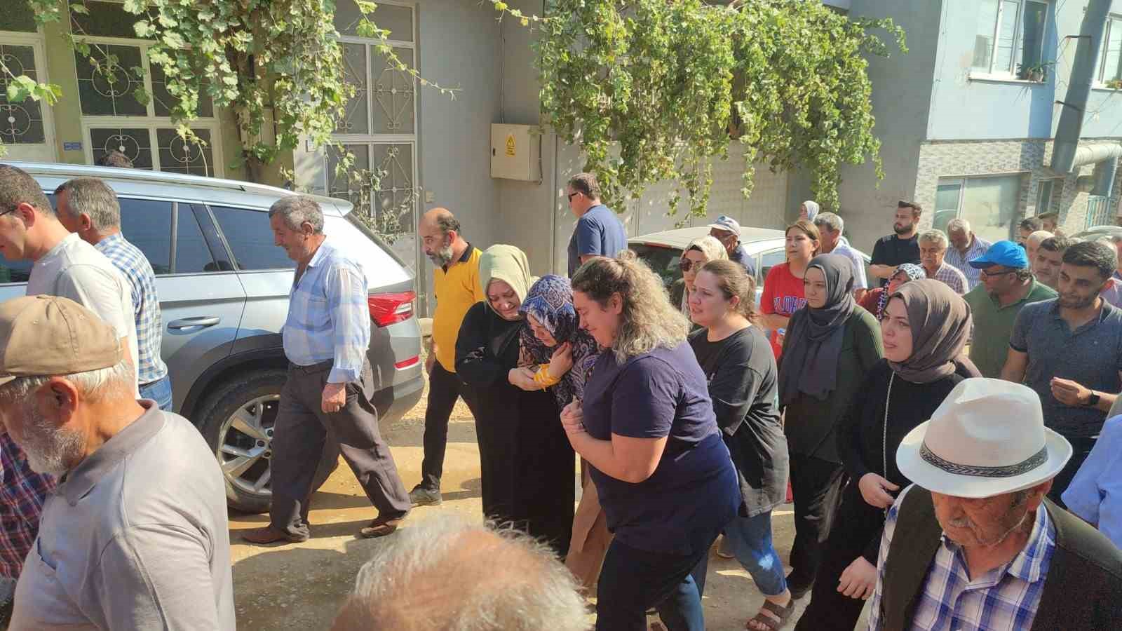 9 Yaşındaki Berilin Cenazesinde Gözyaşları Sel Oldu