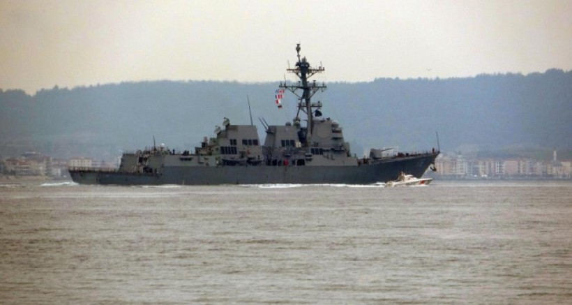 ABD Savaş Gemisi 'USS Thomas Hudner' Çanakkale Boğazı'ndan Geçti