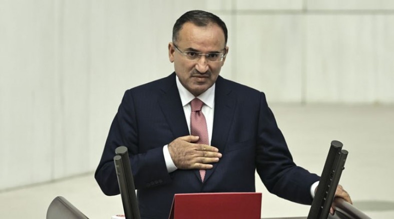Adalet Bakanı Bekir Bozdağ yemin etti