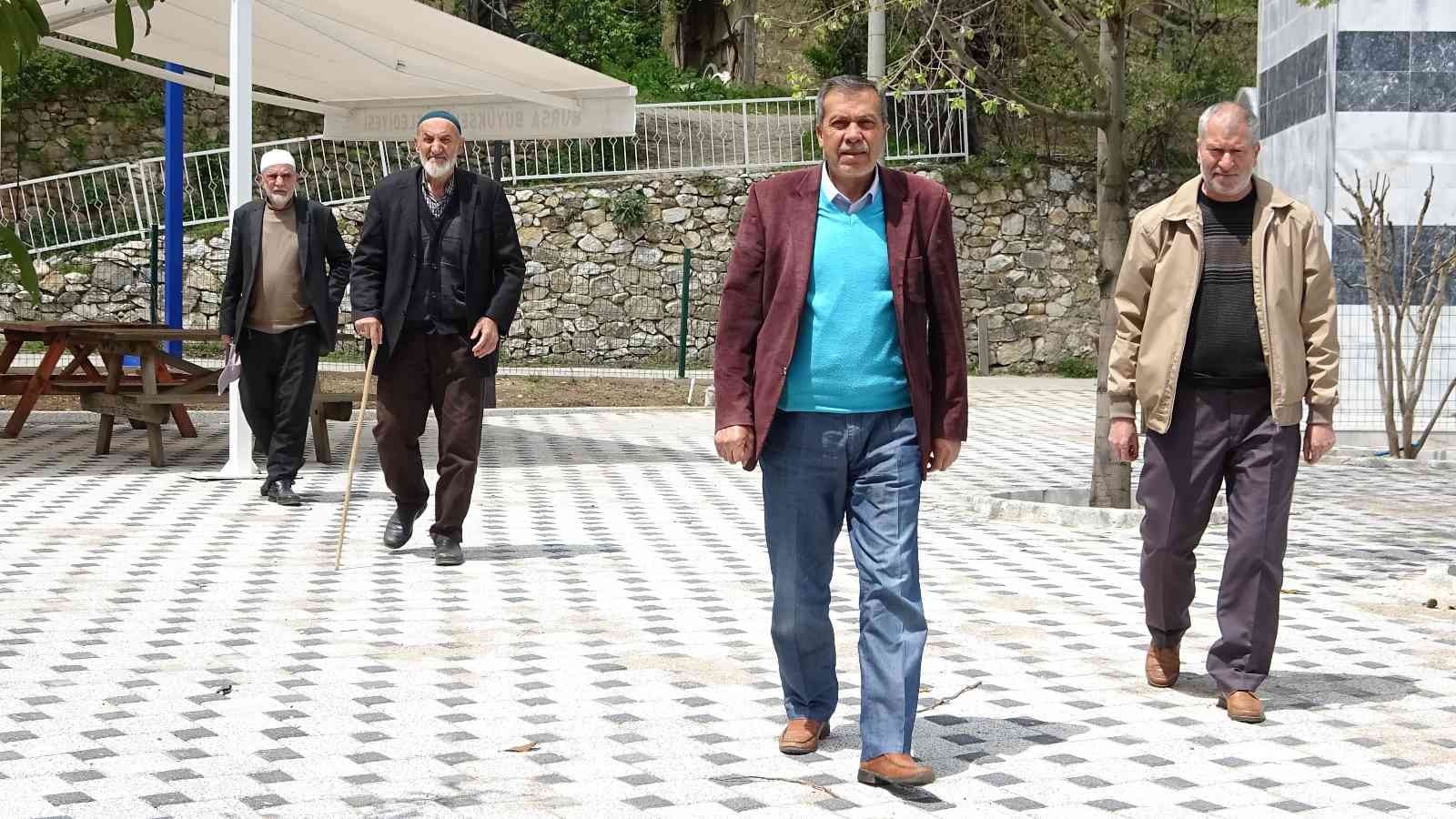 Ağır Masraflardan Evlenemeyen Gençler Muhtarın Kapısını Çaldı