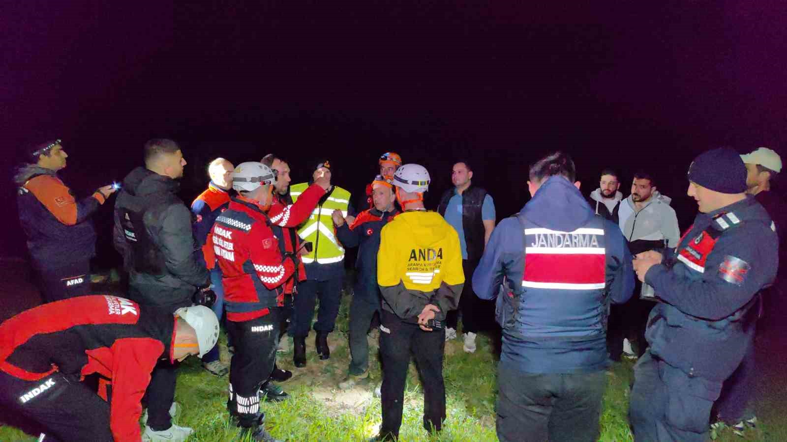Ailesinin Pikniğe Götürdüğü 2 Yaşındaki Çocuk Dere Kenarında Ölü Bulundu