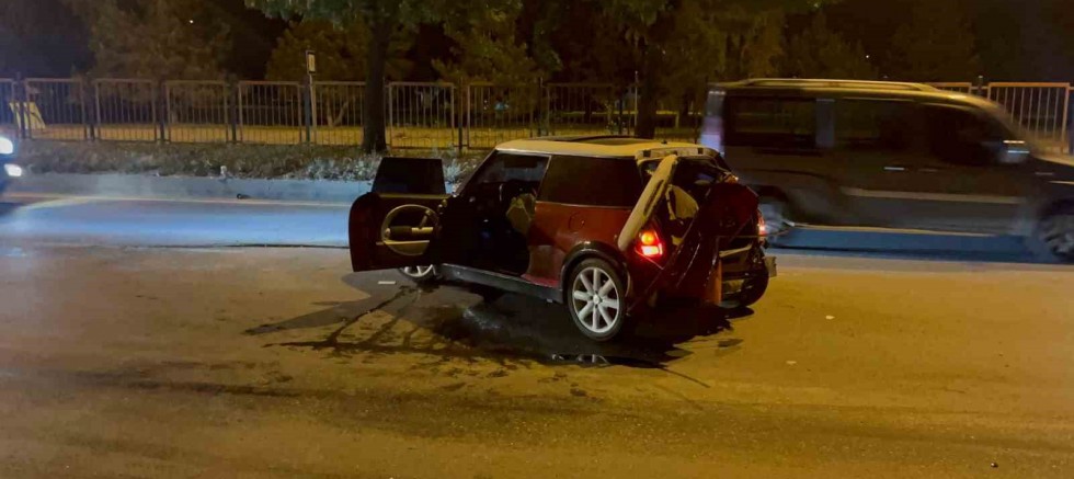 Alkollü sürücü kaza sonrası önce röportaj verdi sonra bayıldı