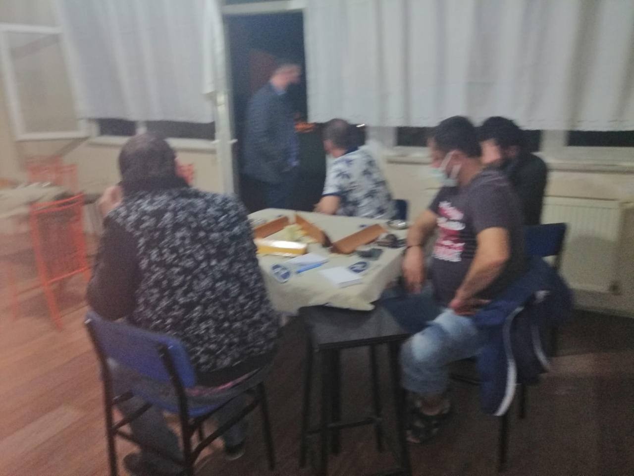 Amatör Spor Kulübü Lokalinde Oyun Oynayan 17 Şahsa Ceza Yağdı