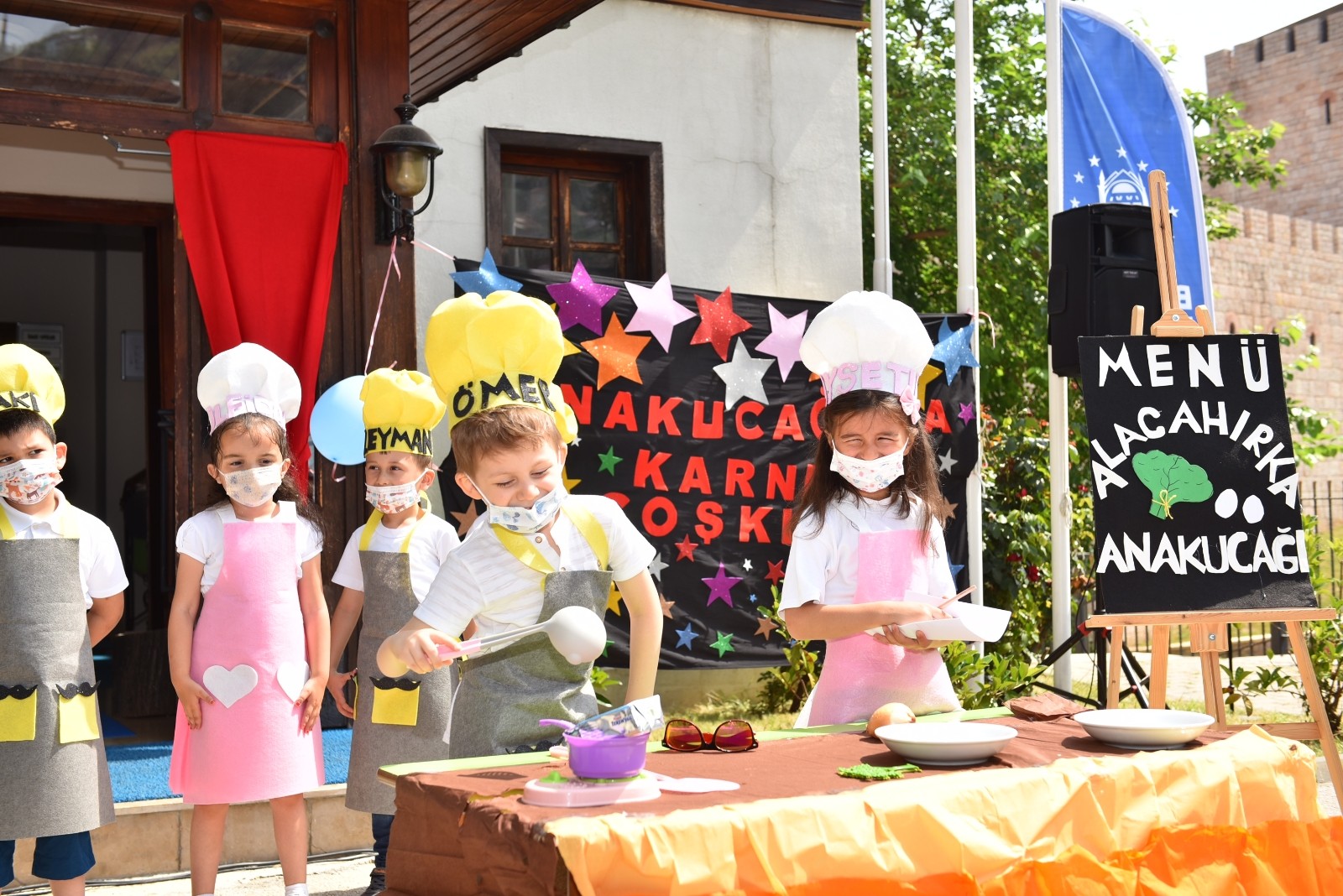 Ana Kucağında Karne Heyecanı
