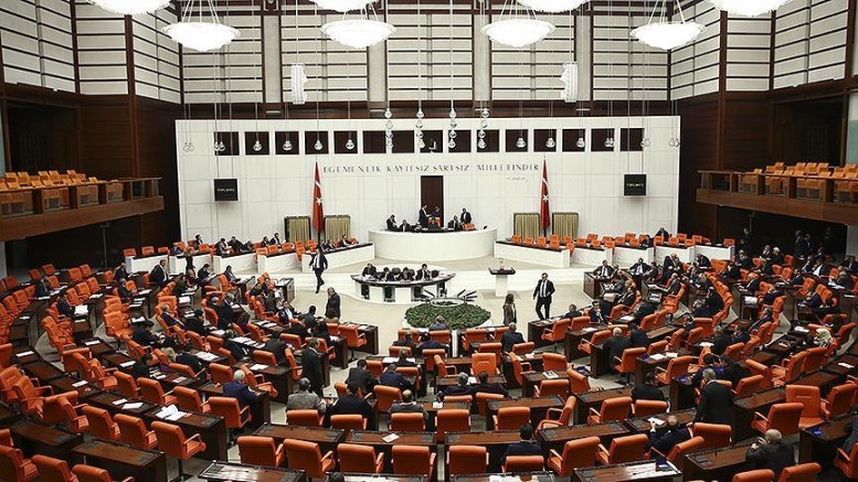 Anayasa değişikliği teklifi TBMM'de!