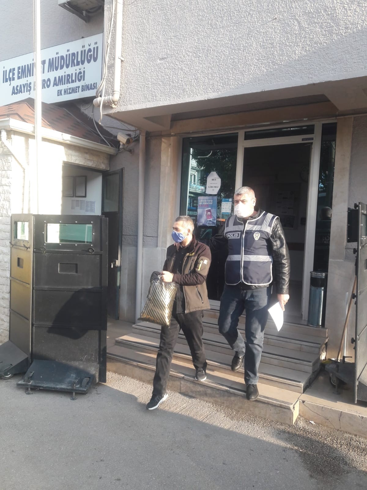 Aranan Hırsızlar Tutuklandı