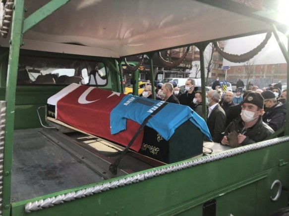 Arif Şentürk son yolculuğuna uğurlandı
