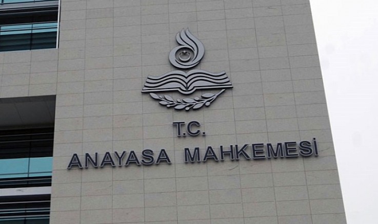 AYM Öğretmenlik Meslek Kanunu'nu iptal etti!
