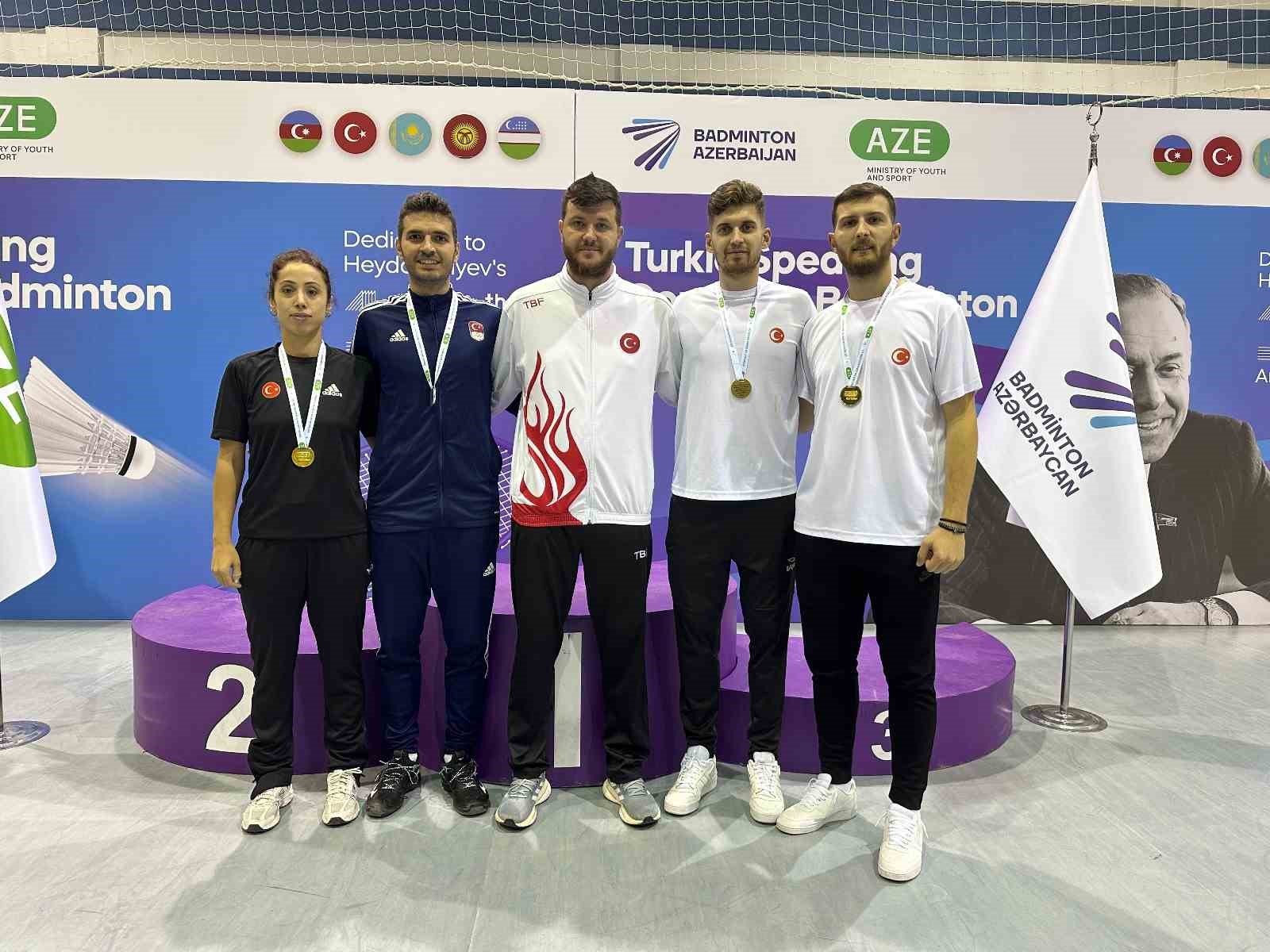 Badmintoncular Azerbaycandan 3 Madalyayla Döndü