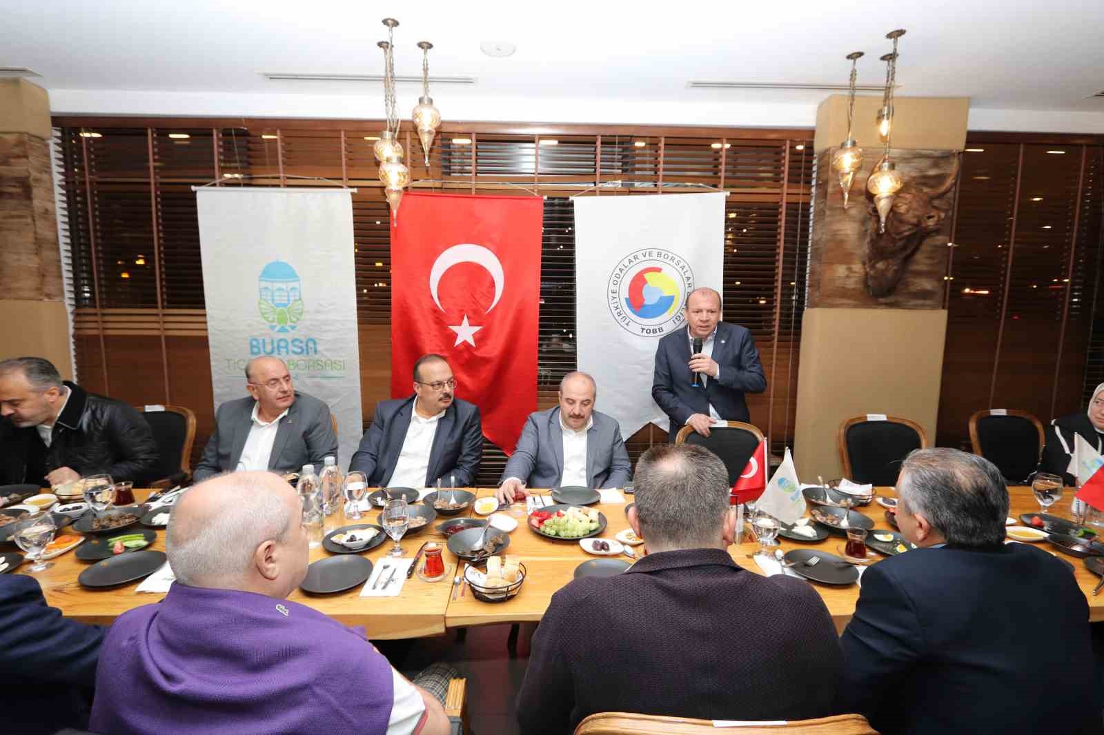 Bakan Varank, Bursa Ticaret Borsasının Sahurunu Katıldı