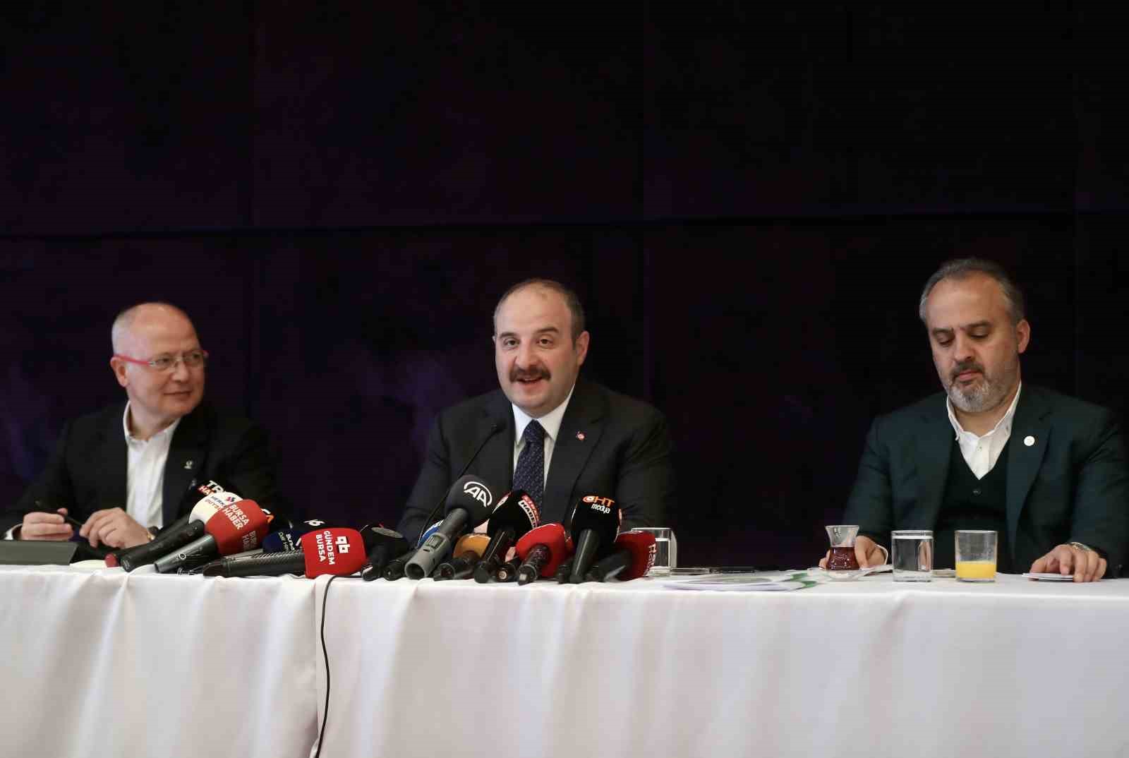 Bakan Varank: İthal Aday Değilim