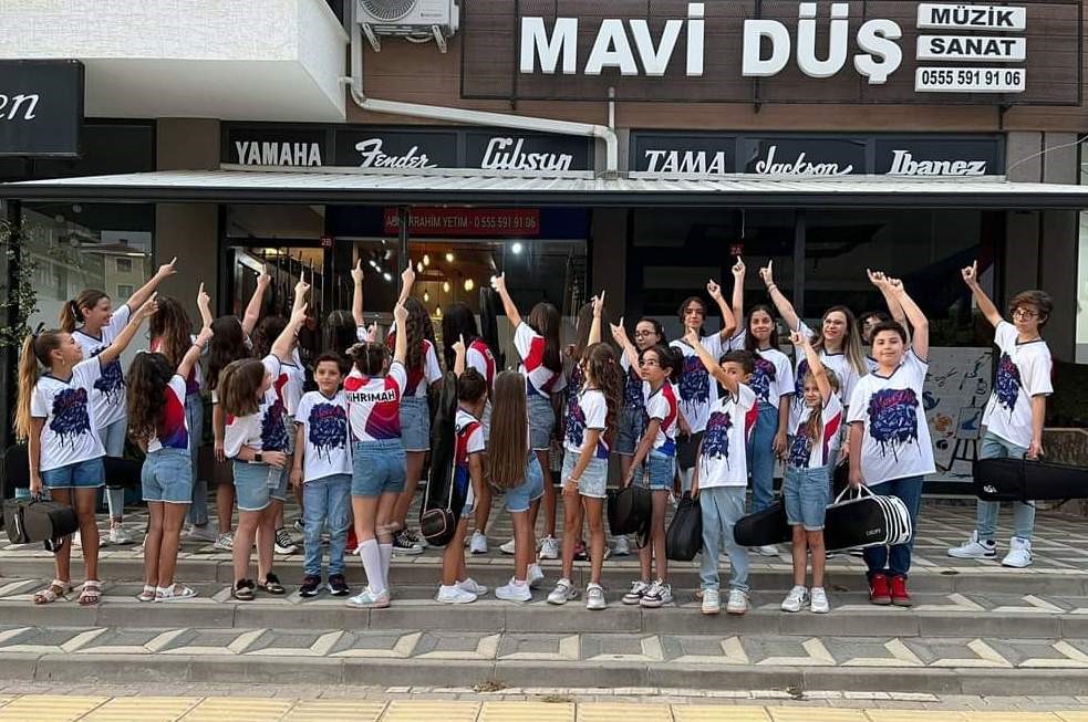 Barış Mançonun Doğum Gününde Çocuklar Sahne Alacak