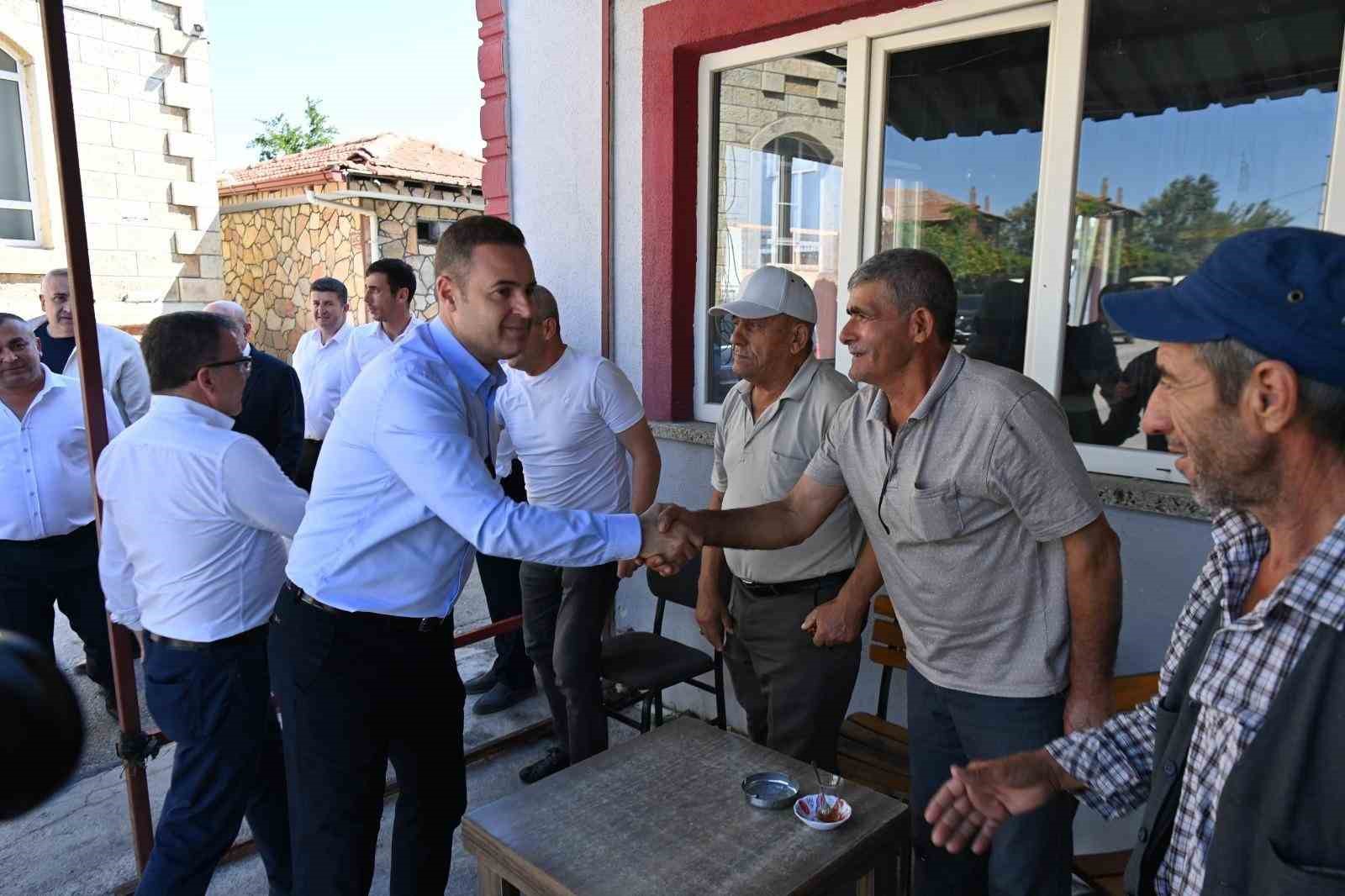 Başkan Akın, Aralarında Husumet Bulunan Aileleri Barıştırdı