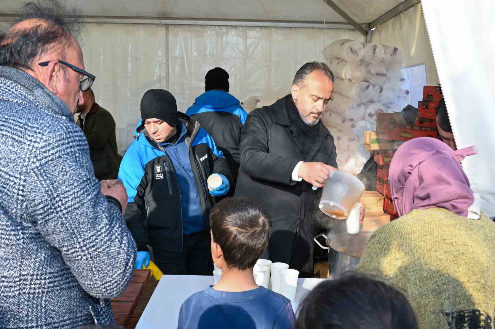 Başkan Aktaş Deprem Bölgesinde