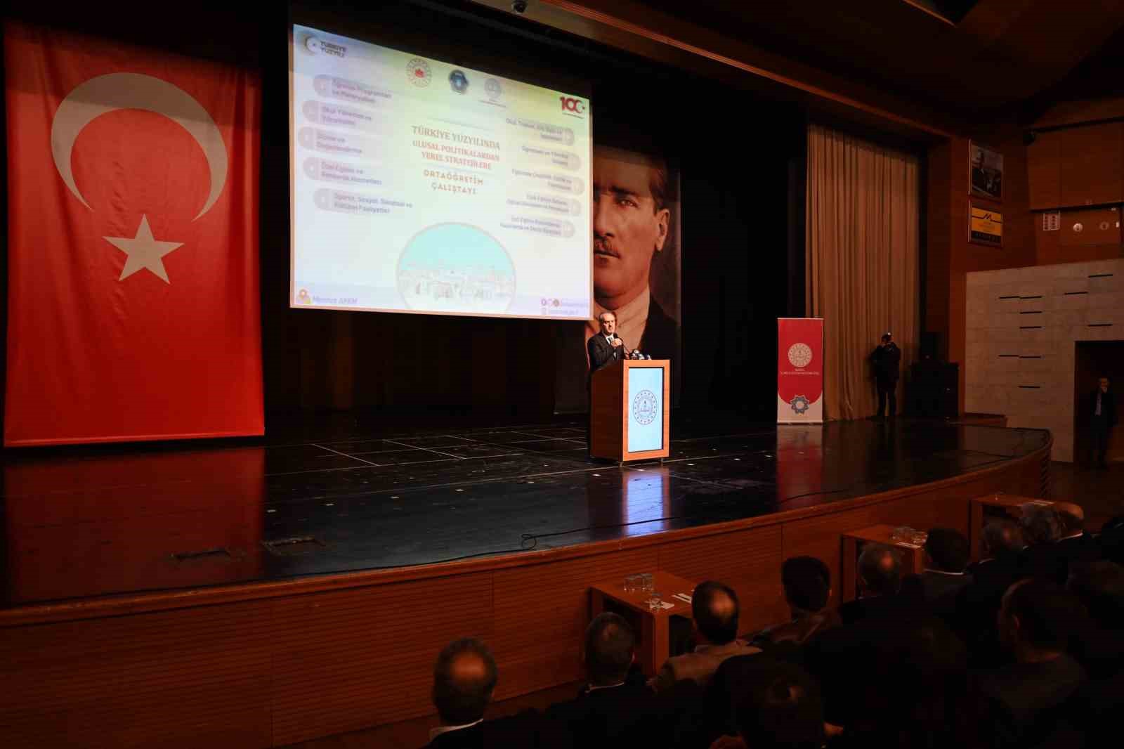 Başkan Alinur Aktaştan Ortaöğretim Öğrencilerine Burs Müjdesi