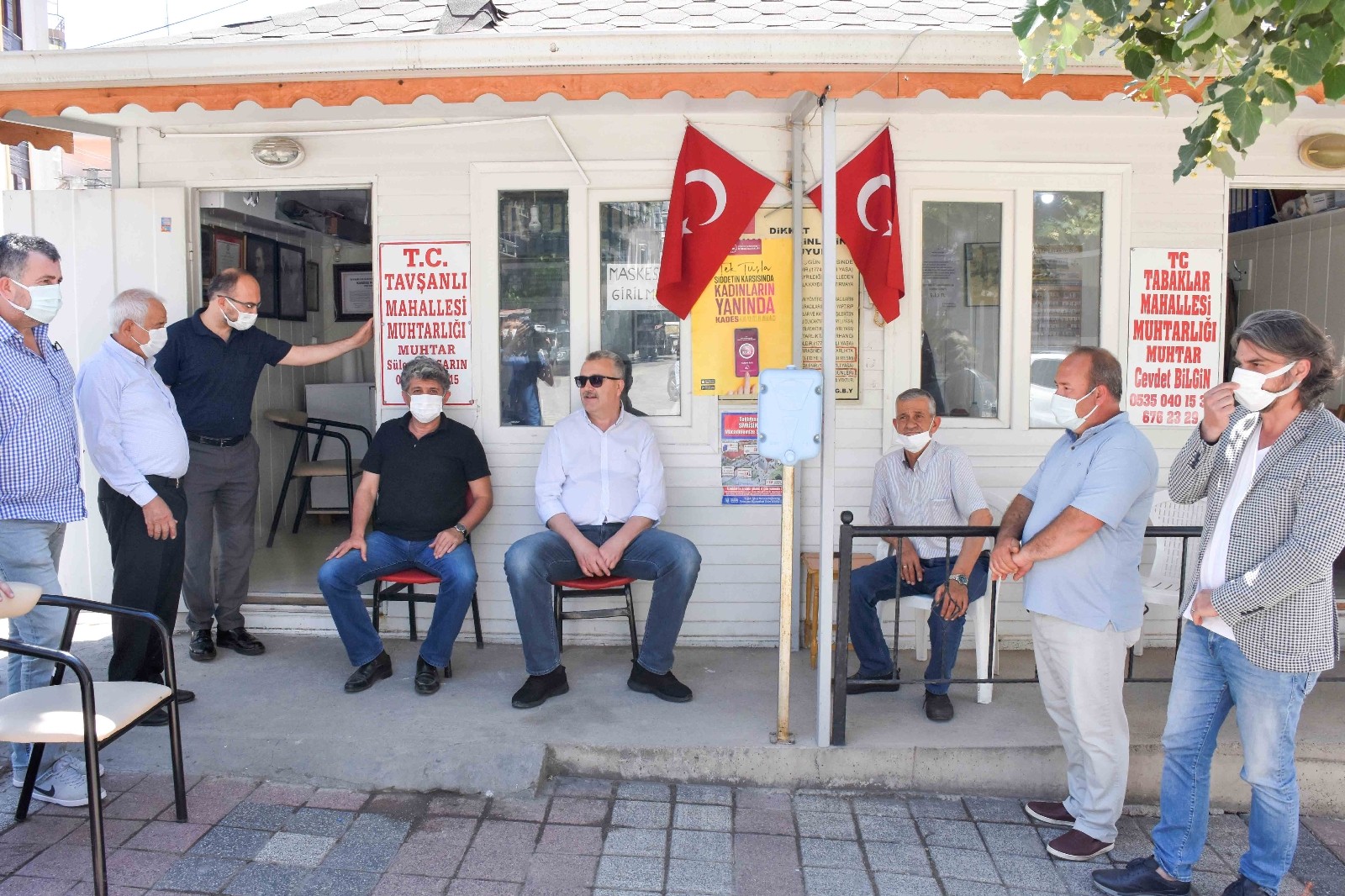 Başkan Özkandan Modernize Edilen Muhtarlıklara Ziyaret