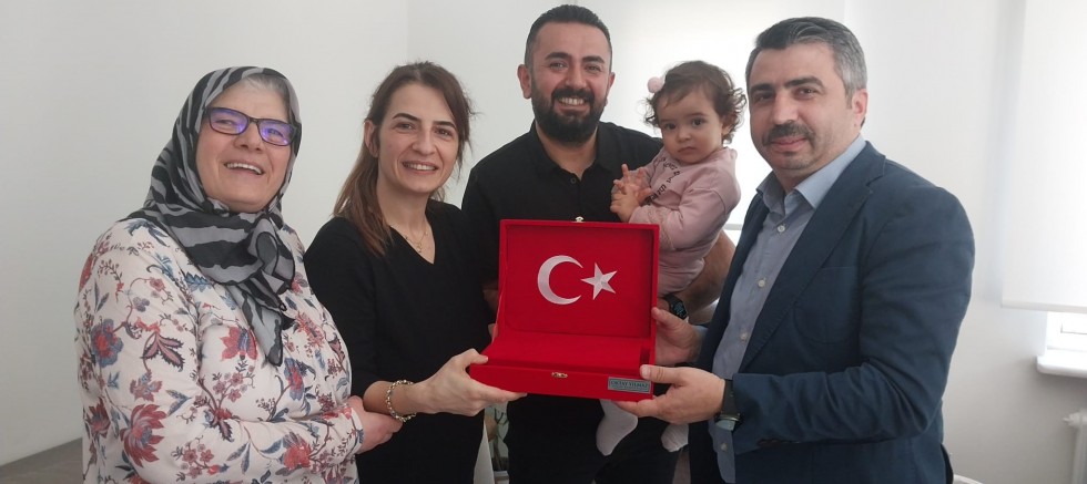 Başkan Yılmaz’dan şehit ailesine ziyaret