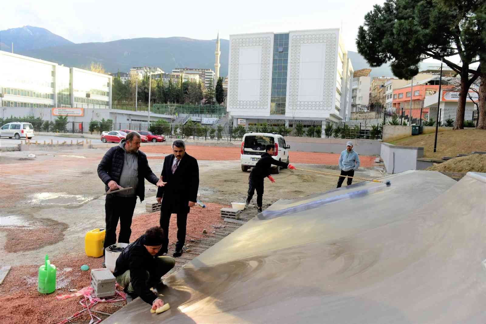Başkan Yılmazdan Gençlere Skate Park