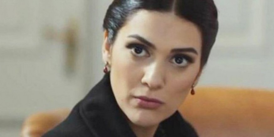Bergüzar Korel'den 14 Mayıs imalı reklam filmine tepki!