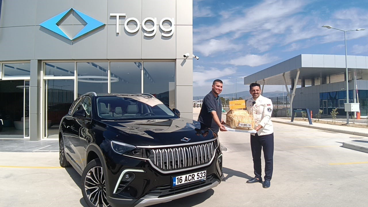 Börek Toggu Verdi, Gerçek Toggu Aldı