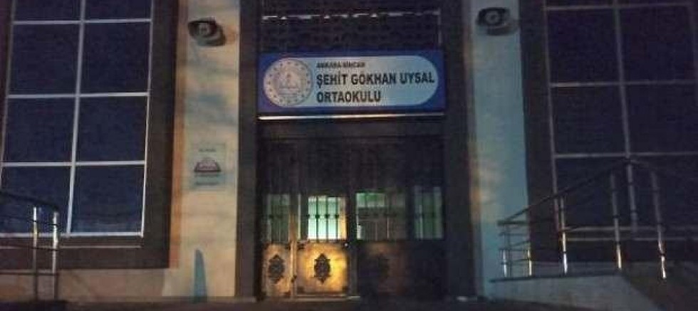 Boşanma aşamasındaki eşini çalıştığı okulda öldürdü!