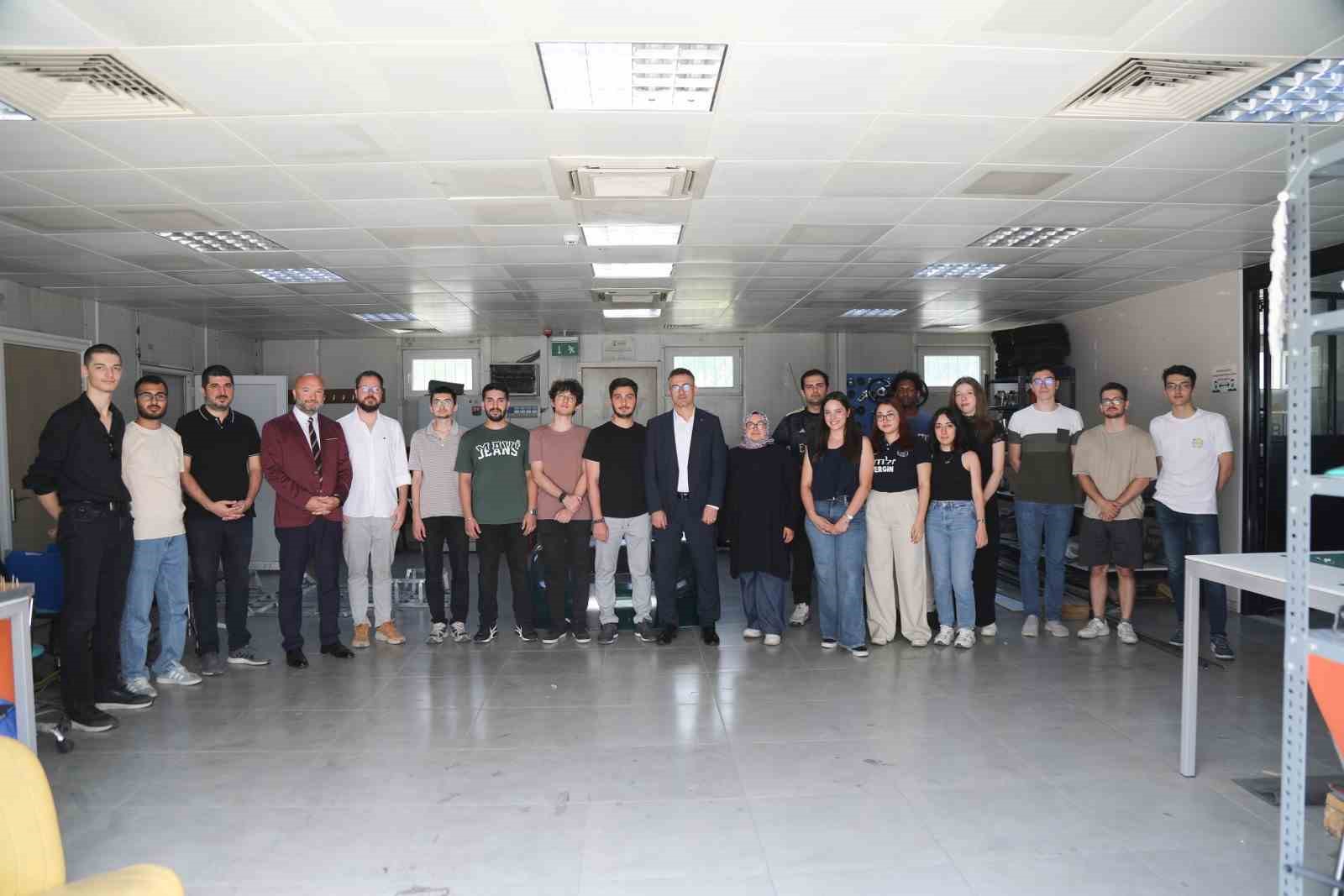 Btü Öğrencileri Elektrikli Araç Yarışlarına Hazırlanıyor