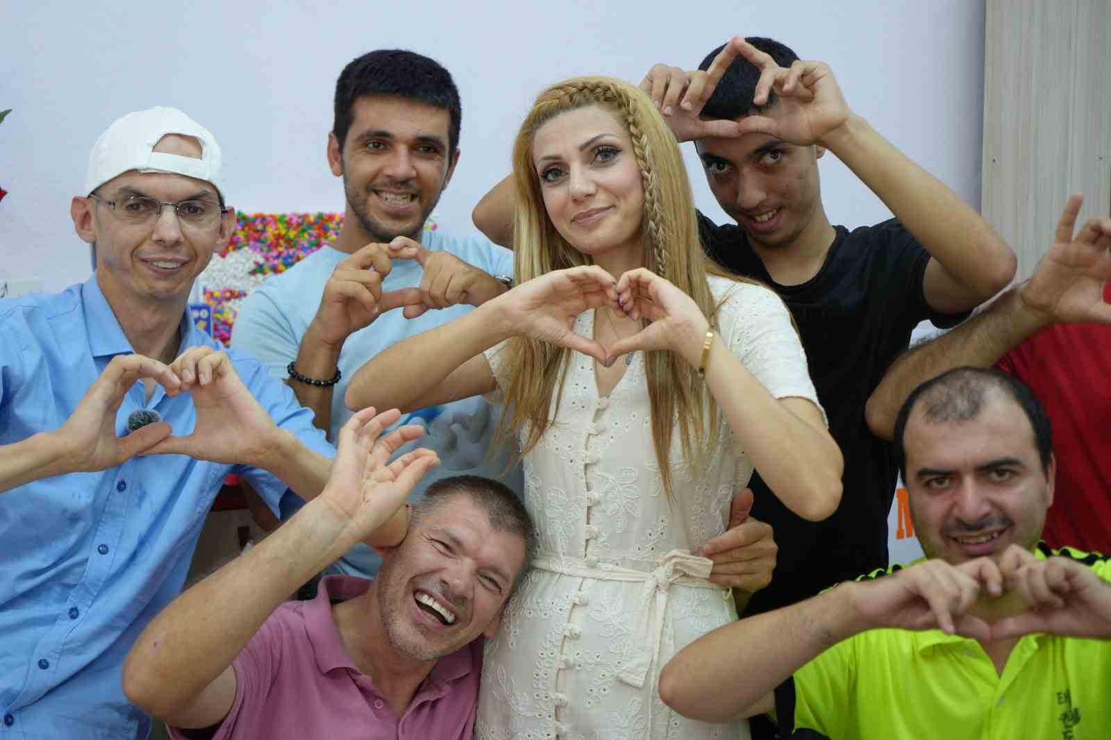 Bu Görüntüler Türkiyenin İçini Isıtacak