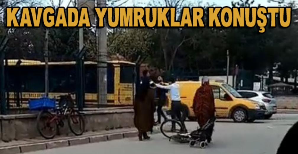 Bursa'da Bisiklet Sürücülerinin Yol Verme Kavgasında Yumruklar Konuştu