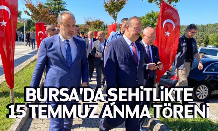 Bursa'da şehitlikte 15 Temmuz için anma töreni